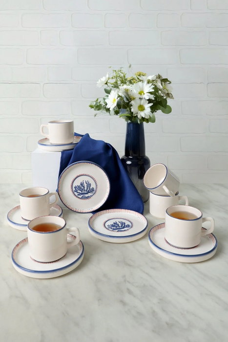 Hermia Juego de Tazas de Té y Platillos Blanco y Azul Marino (12 Piezas)